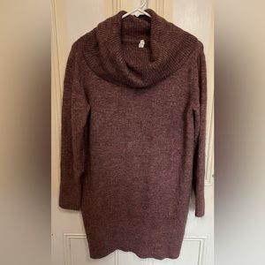 Dreamers l Mauve Turtleneck Tunic Sweater